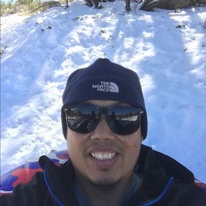 Meet your Posher, Amiel